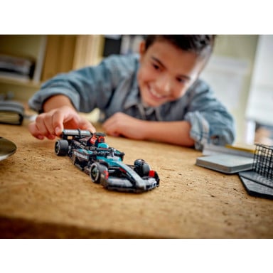 LEGO 77244 Speed Champions Bolid F1 Mercedes-AMG W15 – zdjęcie