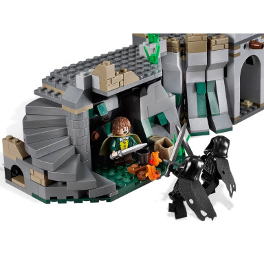 LEGO 9472 Atak na Wichrowy Czub – zdjęcie