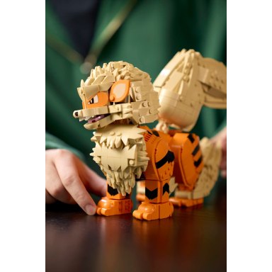 LEGO 72160 Pokémon Arcanine – zdjęcie