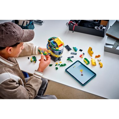 LEGO 43024 Editions Kask Ayrton Senna – zdjęcie