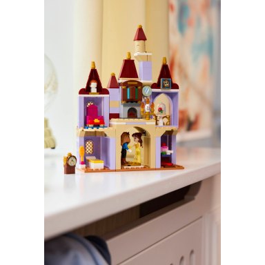 LEGO 43289 Disney Princess Zaczarowany zamek Pięknej i Bestii – zdjęcie