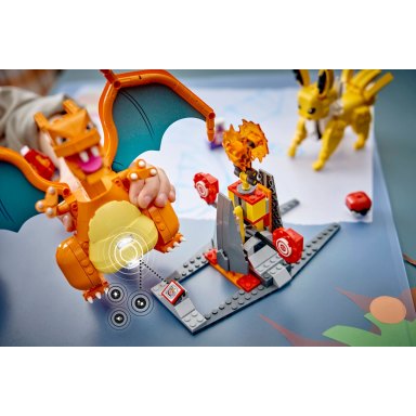 LEGO 72167 Pokémon SMART Play: Charizard kontra Jolteon — ostateczna bitwa – zdjęcie