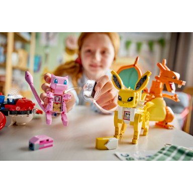 LEGO 72161 Pokémon SMART Play: Poszukiwania Mitycznego Mew za pomocą drona – zdjęcie