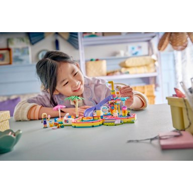 LEGO 42676 Friends Frajda w parku wodnym – zdjęcie