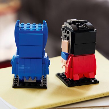 LEGO 40859 Brickheadz Figurki Supermana i Batmana ze Złotej Ery – zdjęcie
