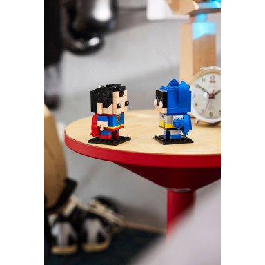 LEGO 40859 Brickheadz Figurki Supermana i Batmana ze Złotej Ery – zdjęcie