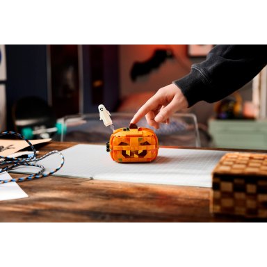 LEGO 40872 Halloweenowa latarnia z dyni – zdjęcie