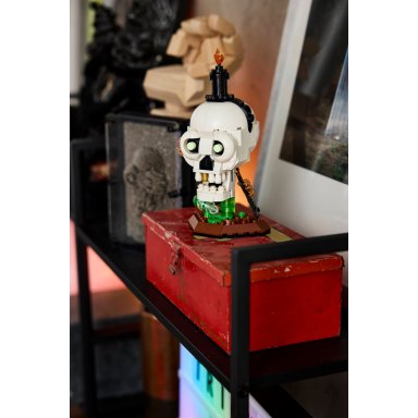 LEGO 40883 Halloweenowa czaszka ze świecą – zdjęcie