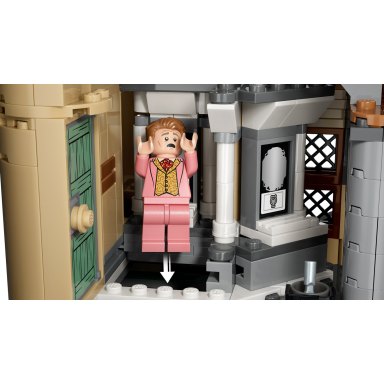 LEGO 76473 Harry Potter Zamek Hogwart: Wschodnie skrzydło – zdjęcie