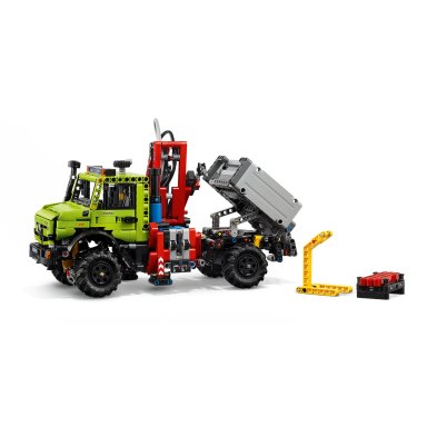 LEGO 42242 Technic Mercedes-Benz Unimog U 5023 z dźwigiem – zdjęcie