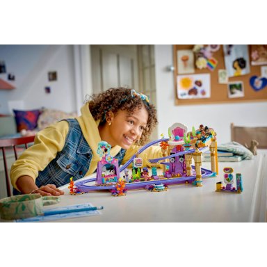 LEGO 42703 Friends Syrenkowa kolejka górska – zdjęcie