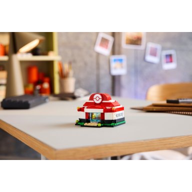 LEGO 40911 Pokémon Małe Centrum Pokémonów – zdjęcie