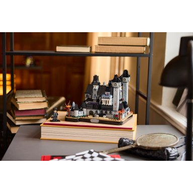 LEGO 76788 Wednesday Akademia Nevermore – zdjęcie
