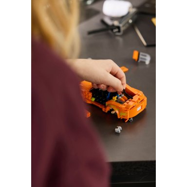 LEGO 77260 Speed Champions Szybcy i wściekli Toyota Supra MK4 – zdjęcie