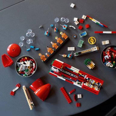 LEGO 21367 LEGO Ideas and CUUSOO Tintin i rakieta na Księżyc – zdjęcie