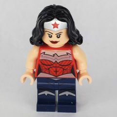 Minifigurka LEGO Wonder Woman