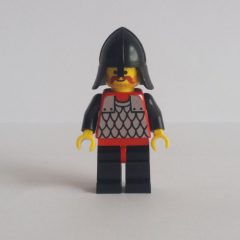 Minifigurka LEGO Knight (Scale Mail on Red) - Black Arms, Black Legs, Black Neck-Protector