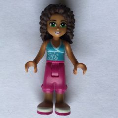 Minifigurka LEGO Andrea - Medium Azure Top, Magenta Skirt