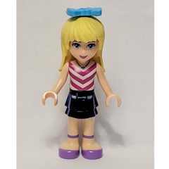 Minifigurka LEGO Stephanie - White/Magenta Top, Dark Blue Skirt