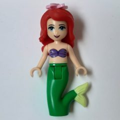 Minifigurka LEGO Ariel - Mermaid Form, Bright Pink Flower