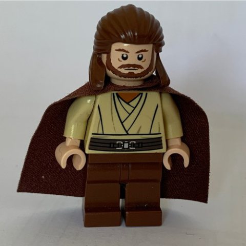 Minifigurka LEGO Qui-Gon Jinn, Plain Reddish Brown Legs (3626b Head)