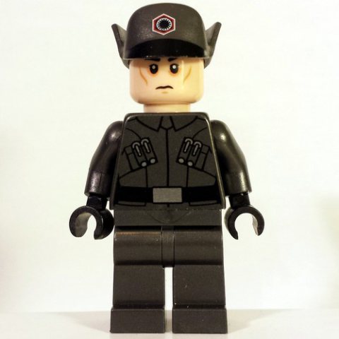 Minifigurka LEGO First Order Officer / Lieutenant / Captain