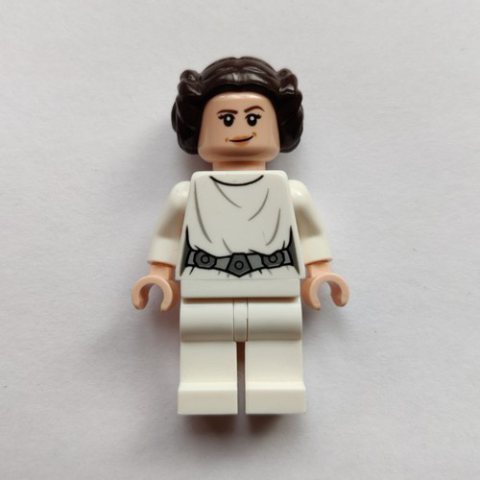 Minifigurka LEGO Princess Leia, White Robe, Dark Brown Hair, Decorative Belt, Dual Sided Head Open Mouth / Smile