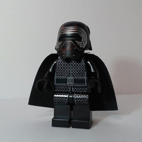 Minifigurka LEGO Kylo Ren, Helmet with Red Cracks, Cape