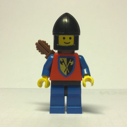 Minifigurka LEGO Archer (Crusader Axe) - Blue Legs
