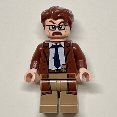 Minifigurka LEGO Commissioner James Gordon with Reddish Brown Hair and Long Coat