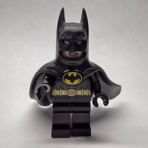 Minifigurka LEGO Batman, Black Suit, Black Cape and Cowl (Rubber), White Headband