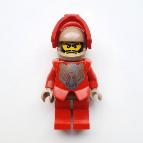 Minifigurka LEGO Santis with Gold Pattern Armor, and Dark Tan Hands and Helmet