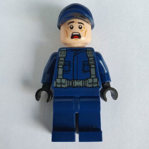 Minifigurka LEGO Guard in Dark Blue Cap, Scared