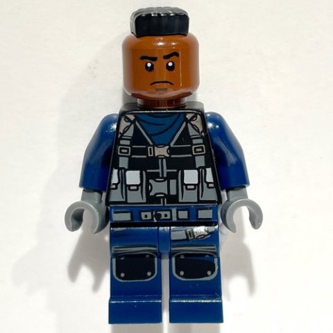 Minifigurka LEGO Tracker with Mohawk