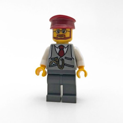 Minifigurka LEGO Christmas Train Driver with Dark Red Hat