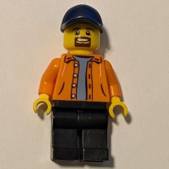 Minifigurka LEGO Orange Torso, Black Legs, Dark Blue Cap