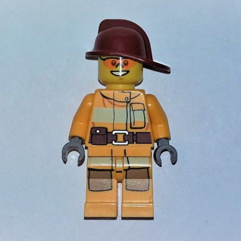 Minifigurka LEGO Fireman, Bright Light Orange Fire Suit, Dark Red Helmet, Orange Sunglasses