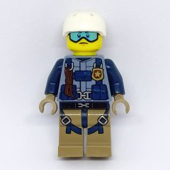 Minifigurka LEGO Policeman, Sand Blue Jacket with Badge, Rope, and Straps, White Helmet, Blue Goggles
