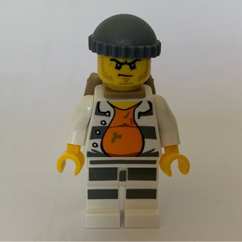 Minifigurka LEGO Criminal, Open Prison Shirt #18675 over Orange Top, Dark Bluish Gray Hat, Dark Tan Backpack, Stubble