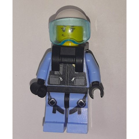 Minifigurka LEGO Policewoman, Black Vest with Badge and Pouches over Bright Light Blue Shirt, White Helmet with Visor, Neck Bracket
