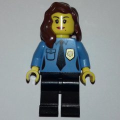 Minifigurka LEGO Policewoman, Medium Blue Shirt with Tie and Badge, Black Legs, Reddish Brown Hair