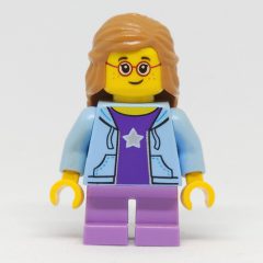 Minifigurka LEGO Kid, Bright Light Blue Torso, Medium Lavender Legs, Medium Nougat Hair