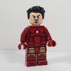 Minifigurka LEGO Iron Man Mark 3 Armor, Black Hair