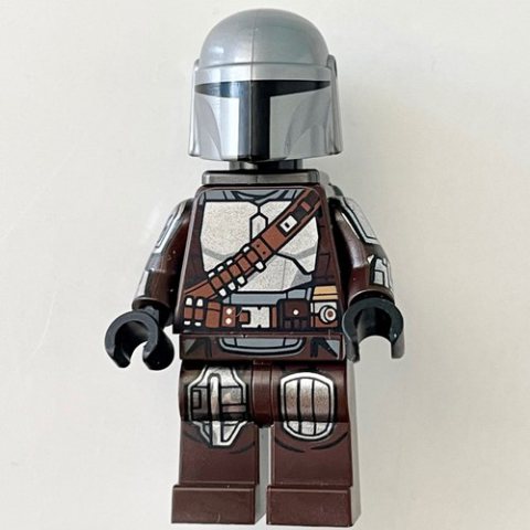 Minifigurka LEGO The Mandalorian / Din Djarin, Dark Brown Outfit with Jet Pack, Black Head
