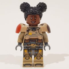 Minifigurka LEGO Izzy Hawthorne - Dark Tan Suit, Hair