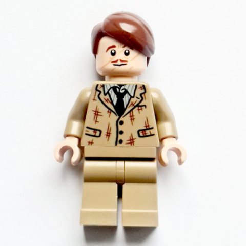 Minifigurka LEGO Remus Lupin, Dark Tan Suit, Reddish Brown Hair