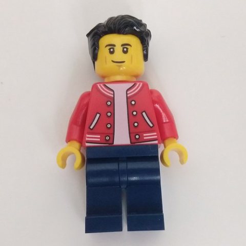 Minifigurka LEGO Man, Red Letterman Jacket, Dark Blue Legs