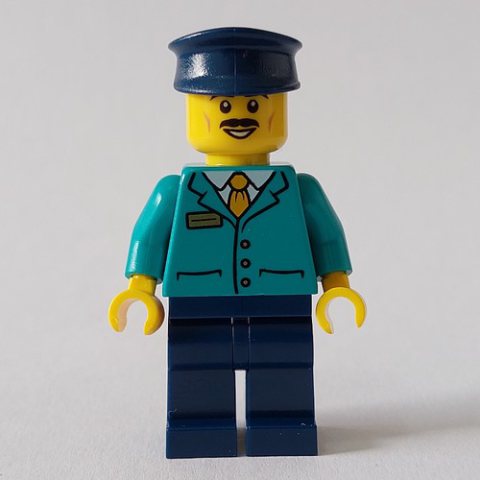Minifigurka LEGO Train Driver, Dark Turquoise Jacket, Dark Blue Hat