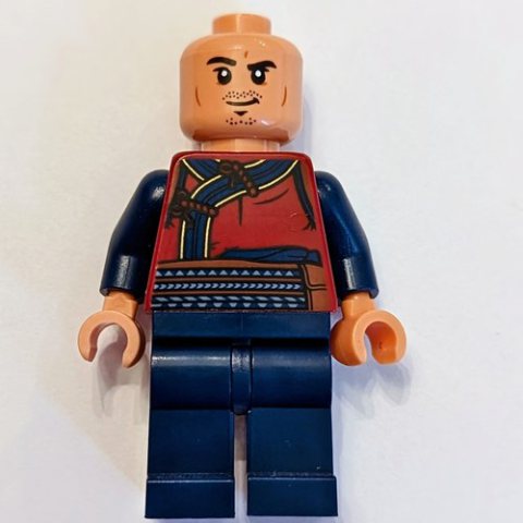 Minifigurka LEGO Wong, Plain Legs