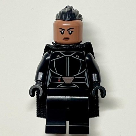 Minifigurka LEGO Reva (Third Sister)